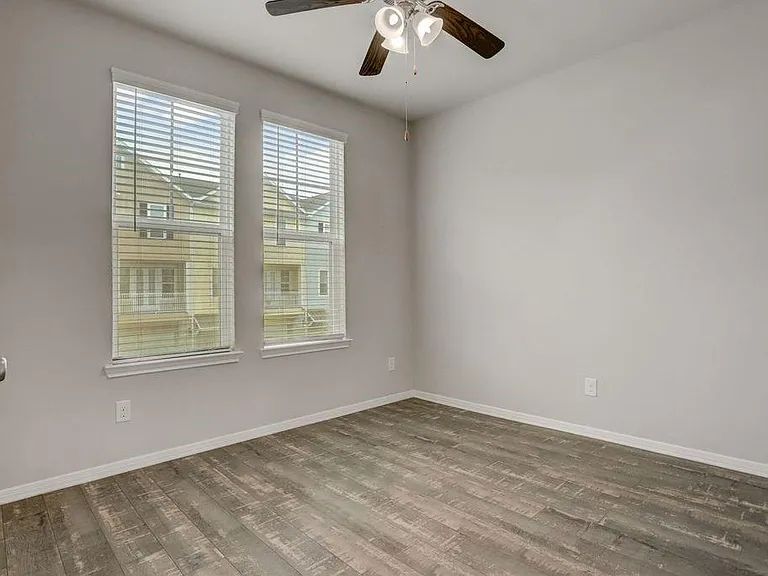 2714 Veranda Fls — Photo 23