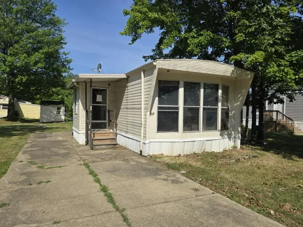 17 Highridge Ter #84, Hamburg, NY 14075