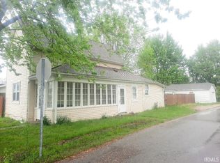 323 E Kickapoo St, Hartford City, IN 47348