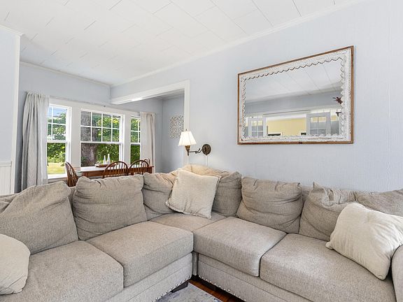 5th image of 271 Fort Hill Road
