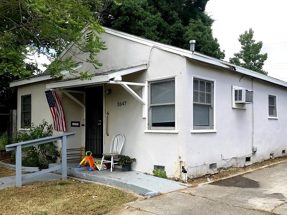 1st image of 3647 18th Ave
