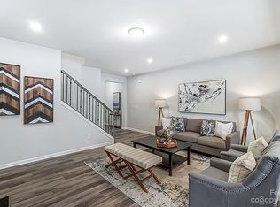 8012 Overmeadow Ln, Charlotte, NC 28269