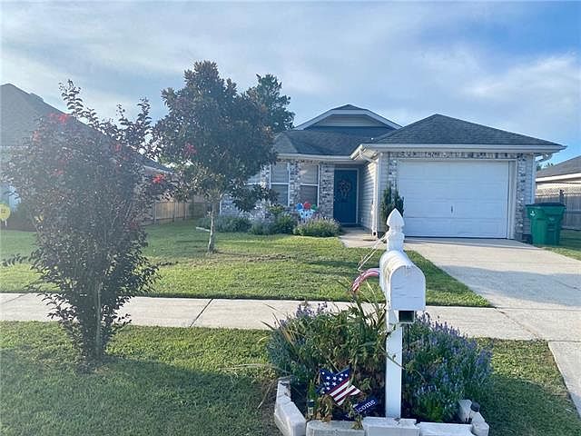 1st image of 2736 Bayou Des Cannes Dr