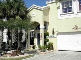 1511 NW 159th Ave, Pembroke Pines, FL 33028