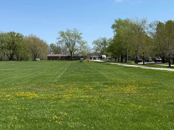 665 N 700 W, Hobart, IN 46342