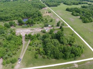 34903 Nature Ave, Macon, MO 63552