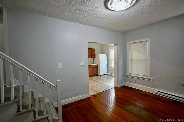 389 Orchard St — Photo 8