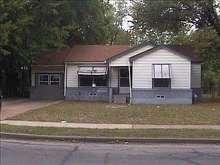 1st image of 1215 Schulze Dr