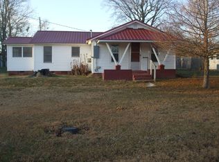 501 1st St, Talihina, OK 74571