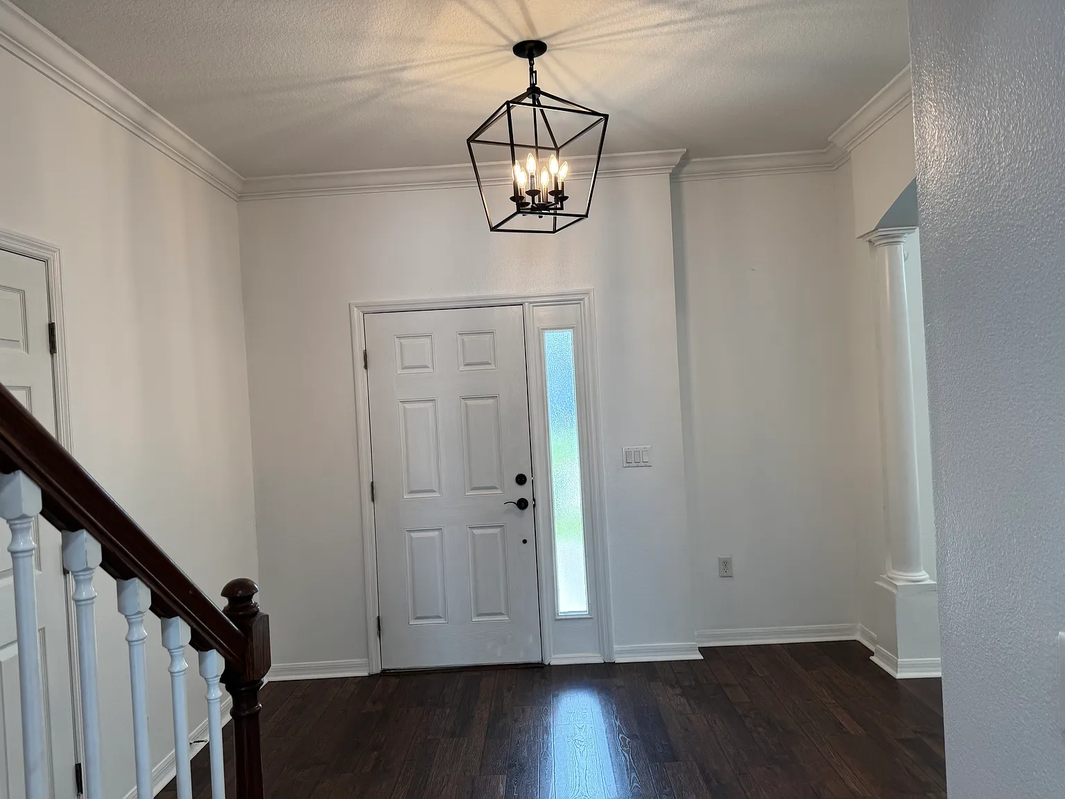 3 bed, 2012 sqft, $2,700 — Photo 4