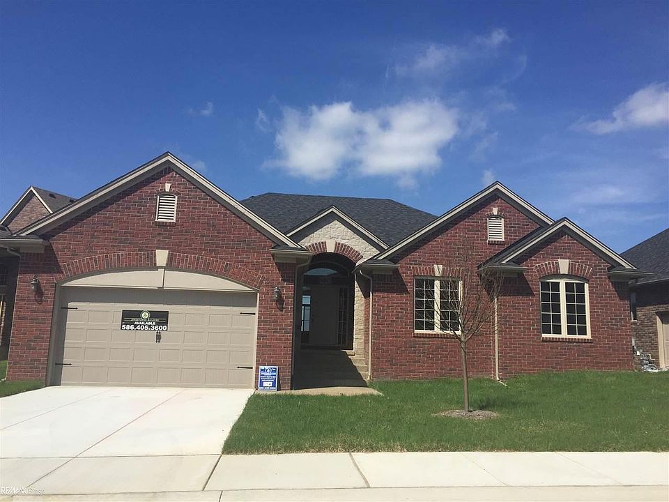1st image of 62847 Franklin Park Dr