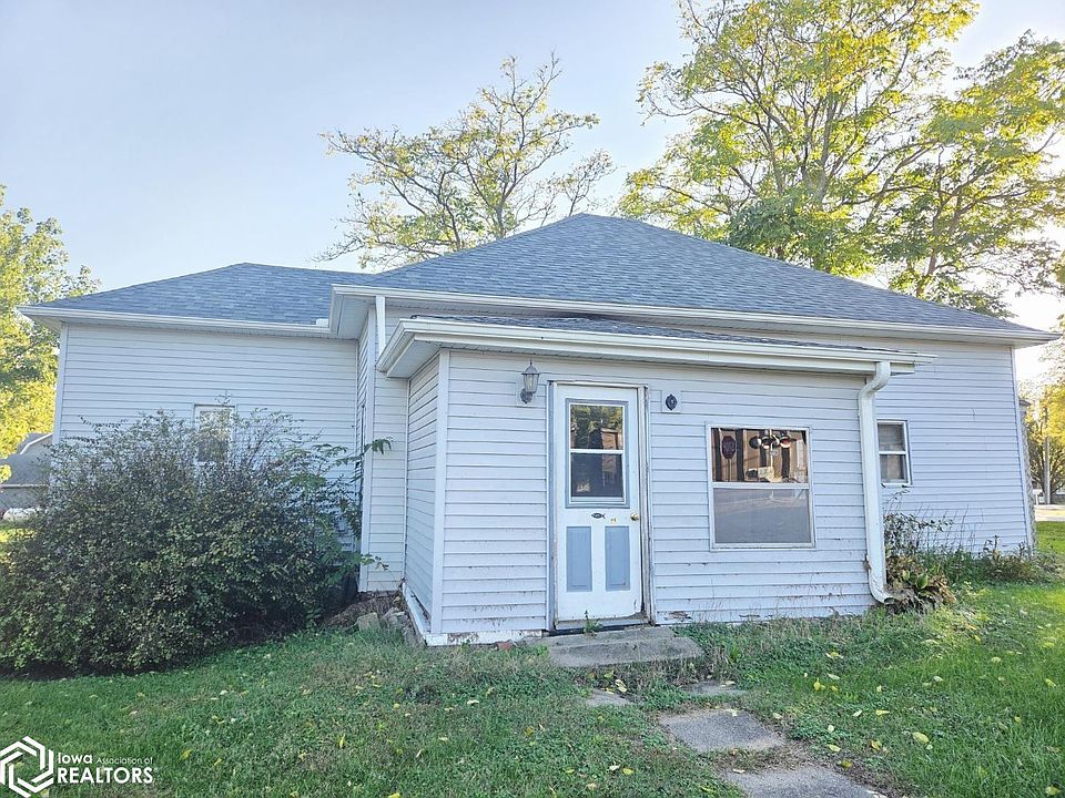 2nd image of 429 Sherman St