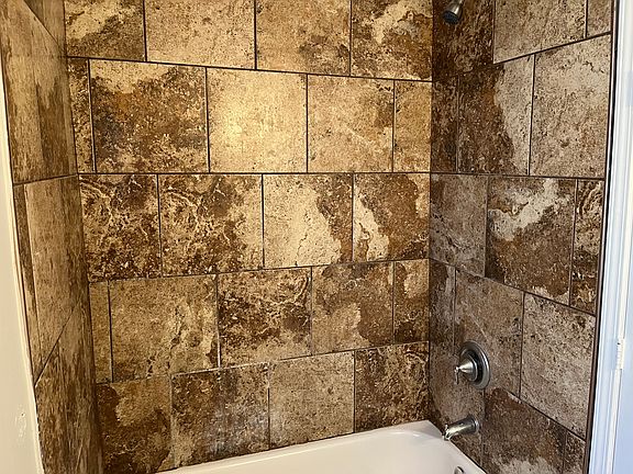 5th image of 8615 Countryshire Ln #8623-3