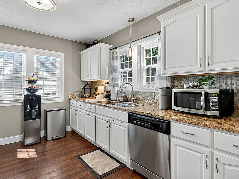 115 Oak Knolls Ave — Photo 10