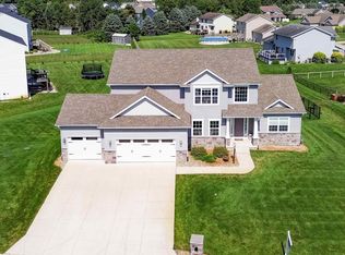 53400 Rose Place Dr, Granger, IN 46530