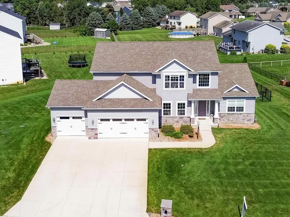 53400 Rose Place Dr, Granger, IN 46530