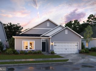 196 Salute Cir, Martinsburg, WV 25405