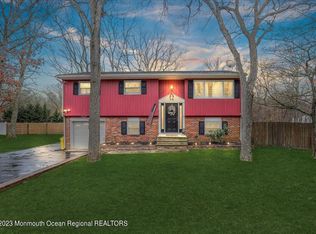 74 Frank Applegate Rd, Jackson, NJ 08527