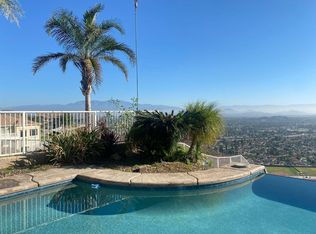 16294 Sun Summit Dr, Riverside, CA 92503