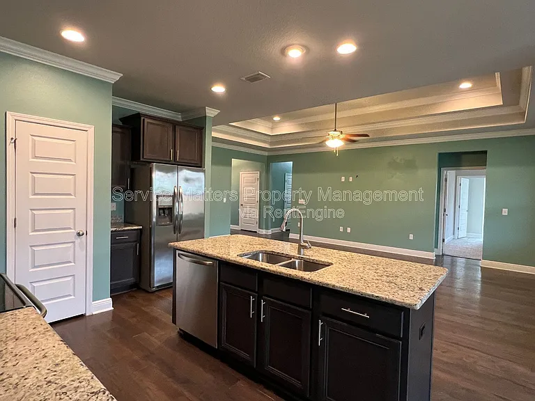 4533 Oak Orchard Cir — Photo 10