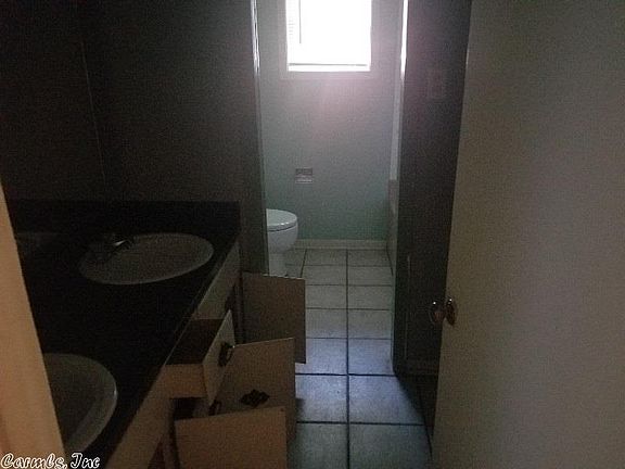 5th image of 1014 Highland Dr