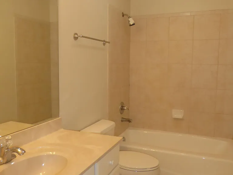 1040 Cole Cir — Photo 26
