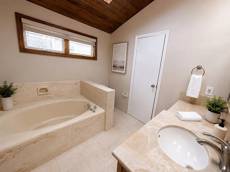 106 Green Valley Rd #2 — Photo 13