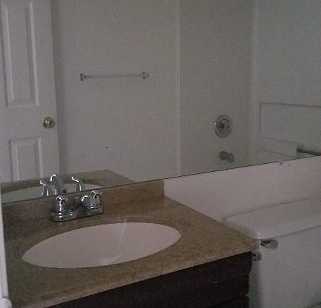 3rd image of 183 Auckland Dr
