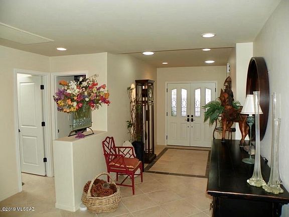3rd image of 2650 W Casas Cir