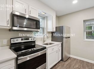 350 Main St APT 2, Schwenksville, PA 19473
