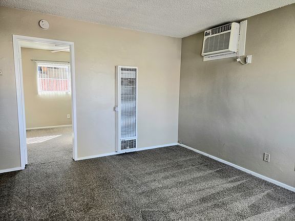 2nd image of 981 Kimball Ave W #981