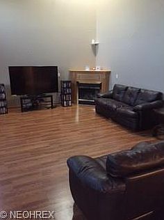 3rd image of 5225 Stonehurst Dr