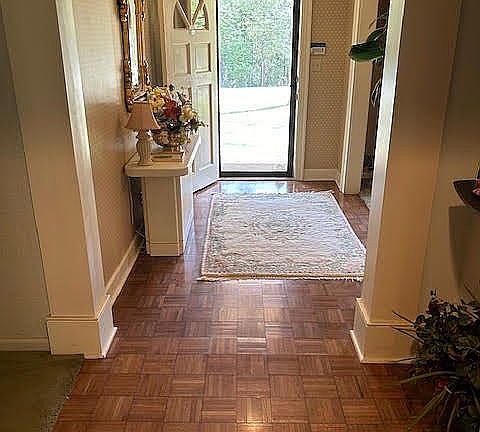 2nd image of 310 Pinewood Dr
