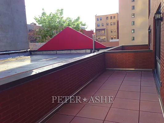 Rented by Peter Ashe | media 17