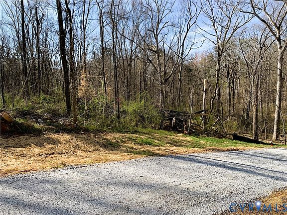 4th image of 2799 River Rd #4