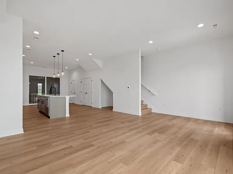 1109 SW 11th St — Photo 50