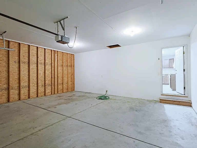 8624 Delphinium Ln — Photo 43