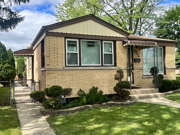2nd image of 2848 Willow St