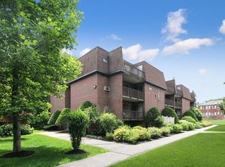 144 Kenrick St APT 1, Brighton, MA 02135