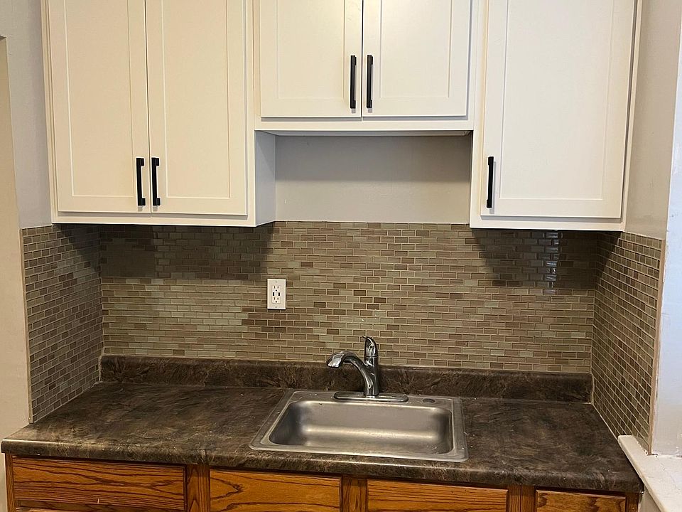 1st image of 5251 Bancroft Ave #1W