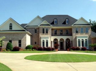 641 N Rivoli Farms Dr, Macon, GA 31210