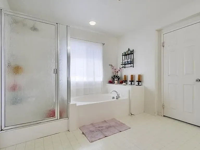 1510 Circulo Brindisi — Photo 2