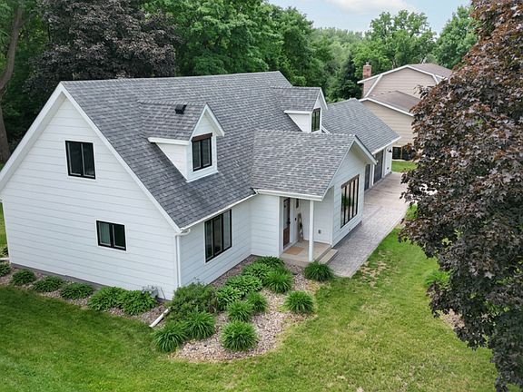 5th image of 817 17th St