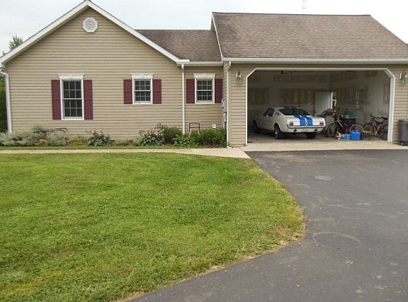 3rd image of Pearson Ln