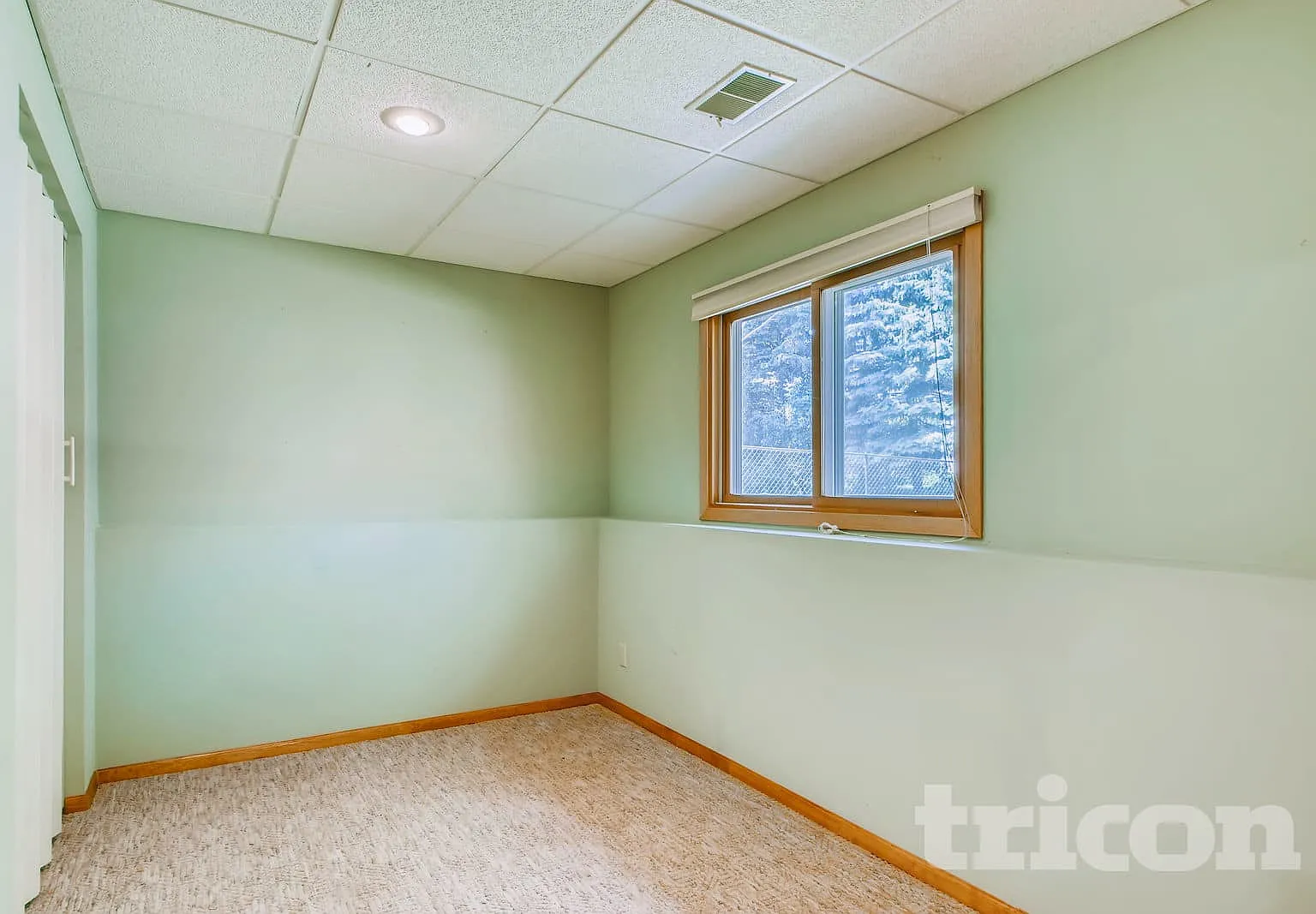 2110 Helmo Avenue N Oakdale MN — Photo 3