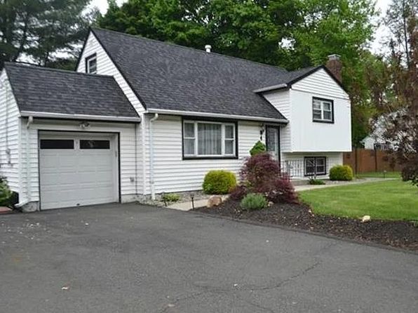 4 Trinity Ave