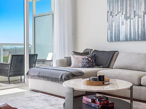 4th image of 400 Sunny Isles Blvd #1904