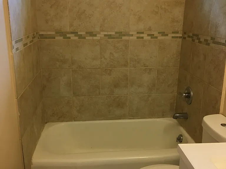 305 Crestone Ave — Photo 16