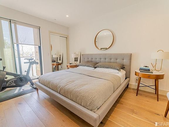5th image of 2200 Market St APT 302