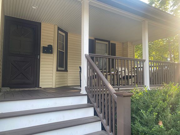 3rd image of 25 Farrington Ave #1